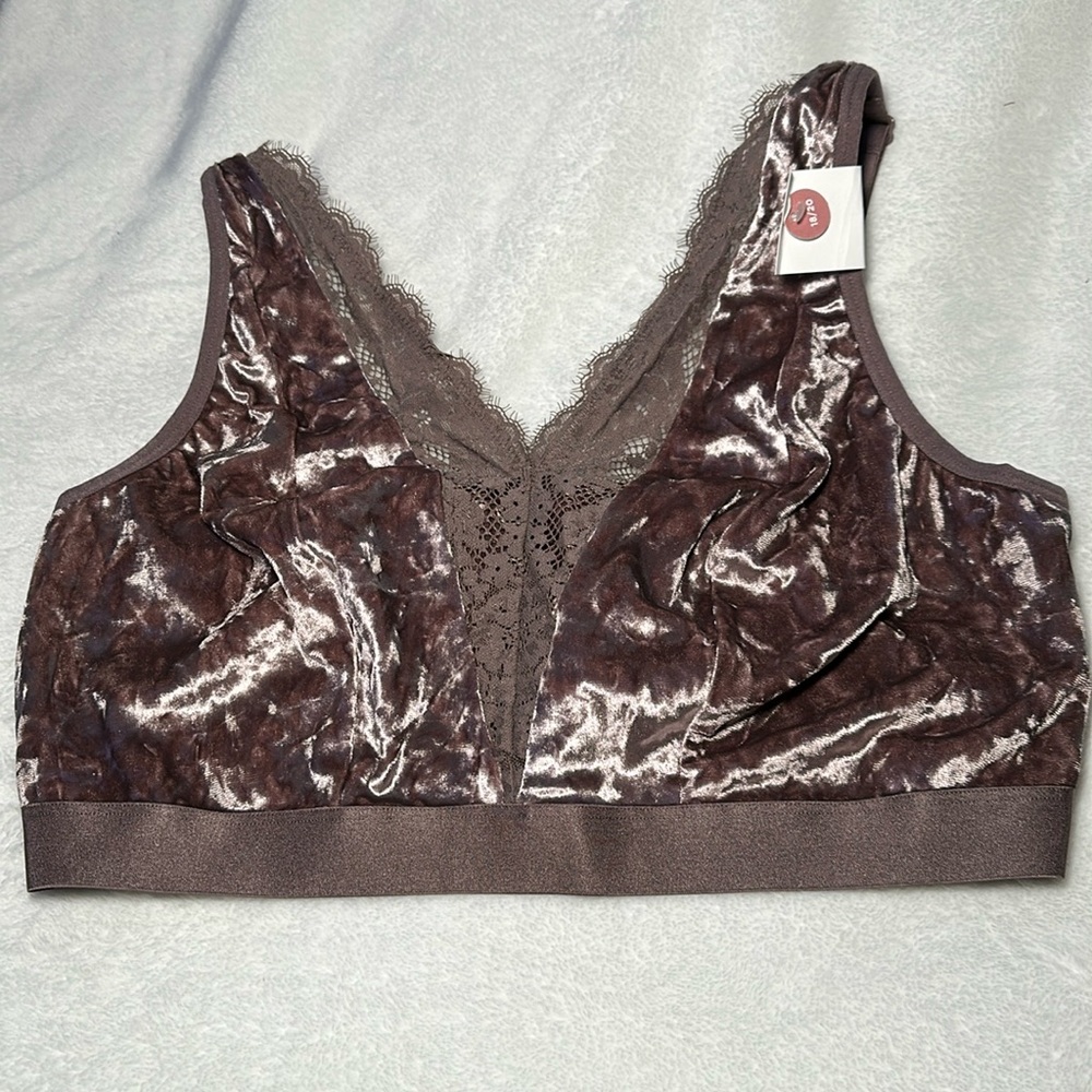 Velvet Lavender Cacique bralette 18/20 NWT